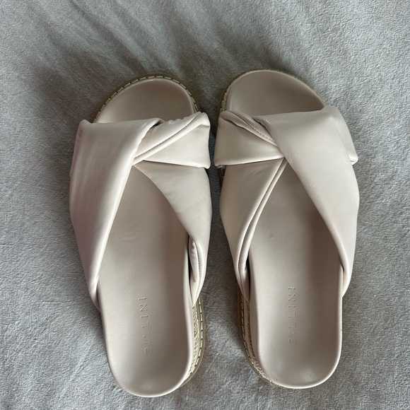 Arabel Billini Women’s Sandals - Picture 2 of 5